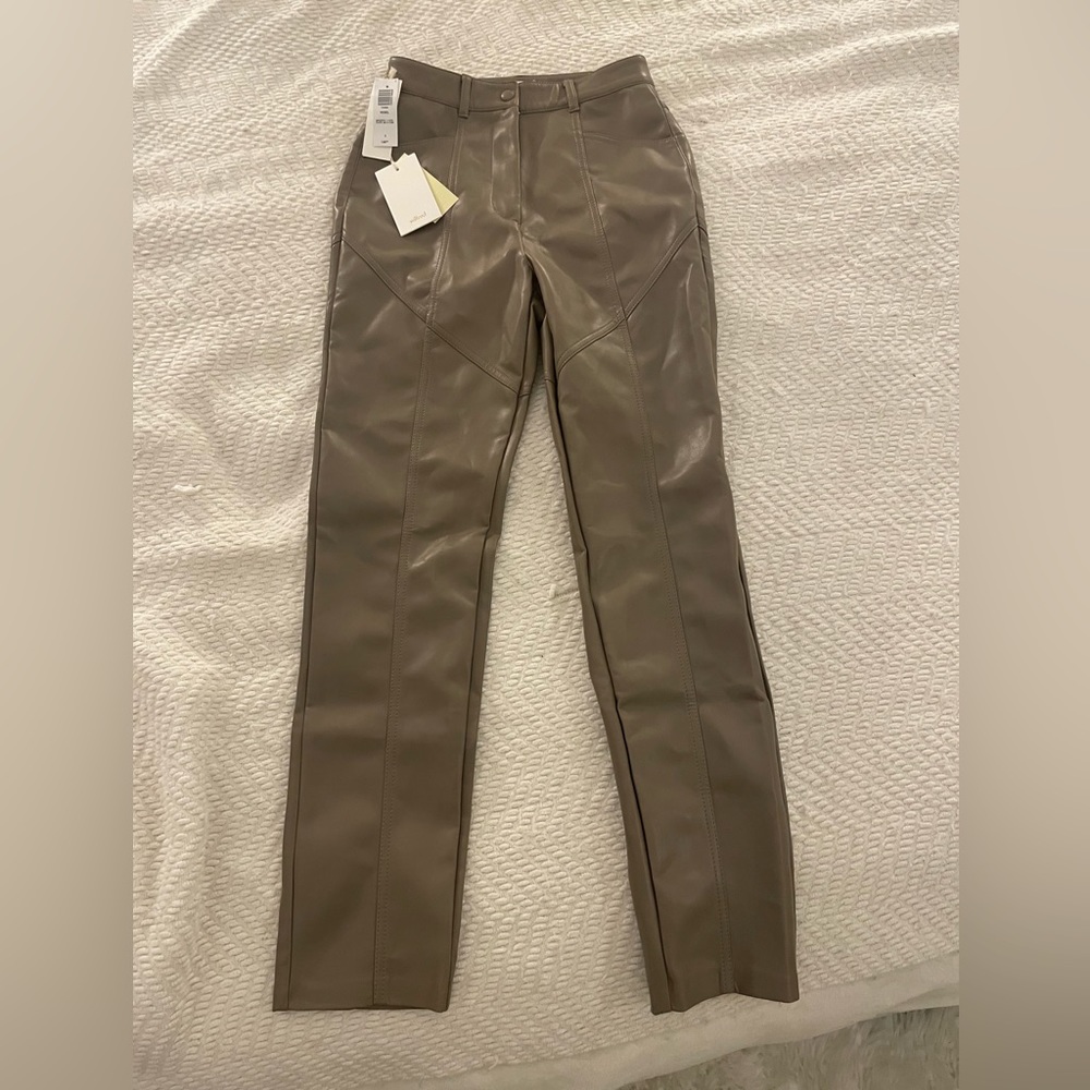Aritizia High-Waisted Taupe Rebel Vegan Leather Pant, Size 0 [Brand new, tag on]